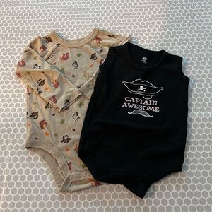 Baby Boy Bundle of Two One Piece Outfits

Size 18M